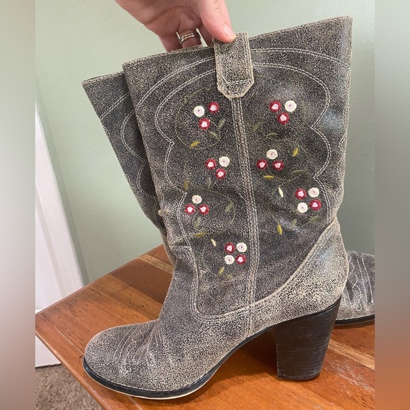 Anthropologie Seychelles Cowboy Boots Flowers Suede Western Country Size 9.5 - Picture 4 of 12